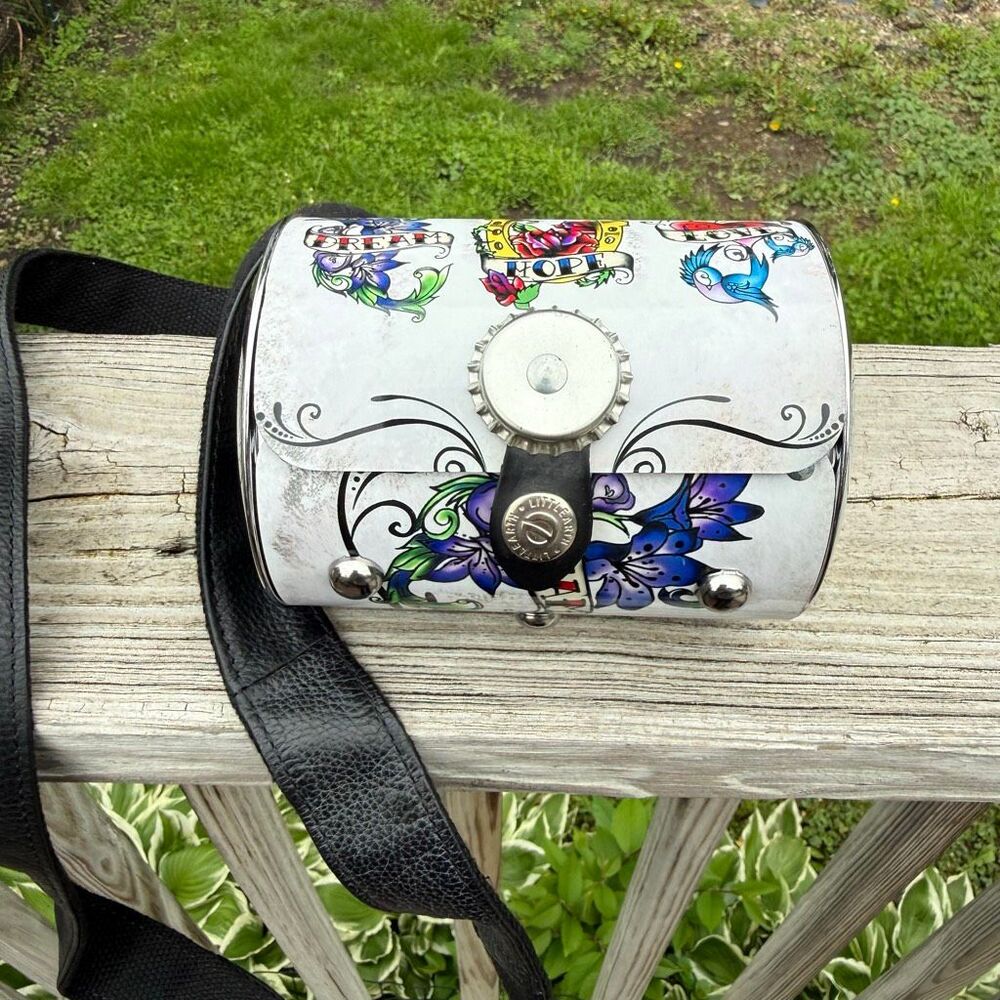 Little Earth Tin License Metal Barrel Graffiti Women’s Shoulder Bag Purse
